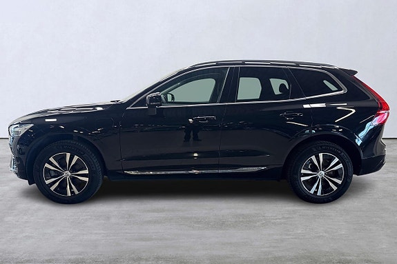 Volvo XC60 2 of 23