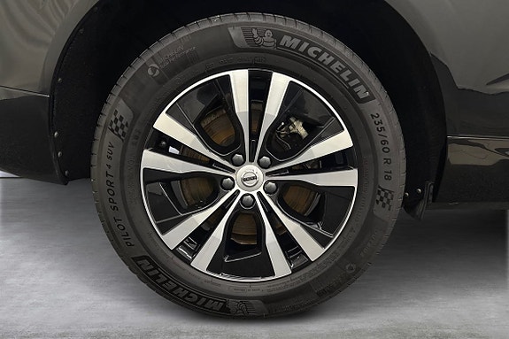 Volvo XC60 14 of 23