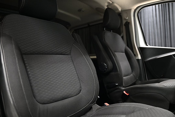 Opel Vivaro 4 of 5