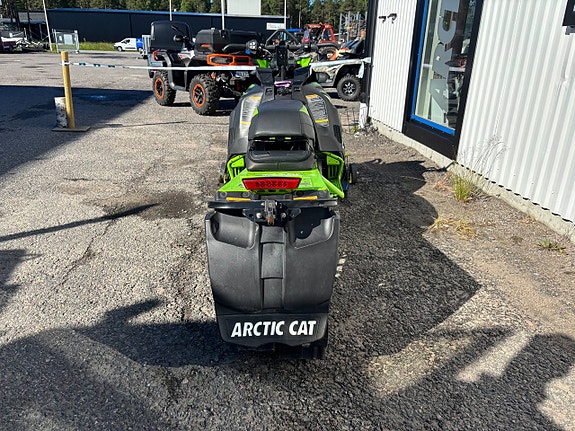Arctic Cat SOMMARERBJUDANDE M8000 0.8 CVT 2 of 5