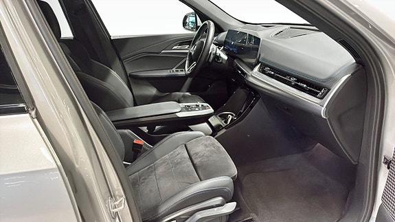 BMW X1 3 of 5