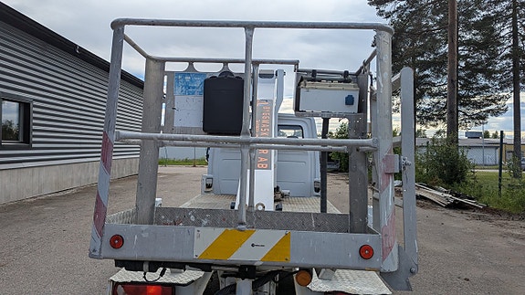 Mercedes-Benz Sprinter 208 13 of 30