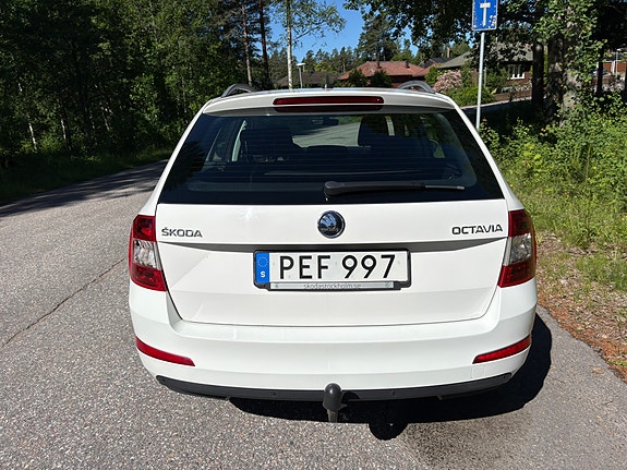 Skoda Octavia 4 of 5