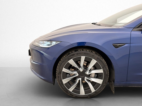 Tesla Model 3 29 of 30