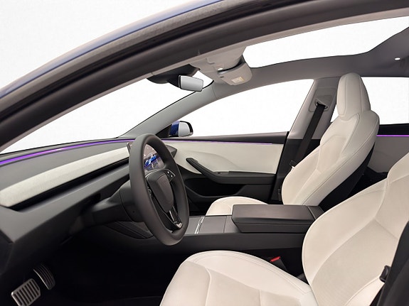 Tesla Model 3 17 of 30