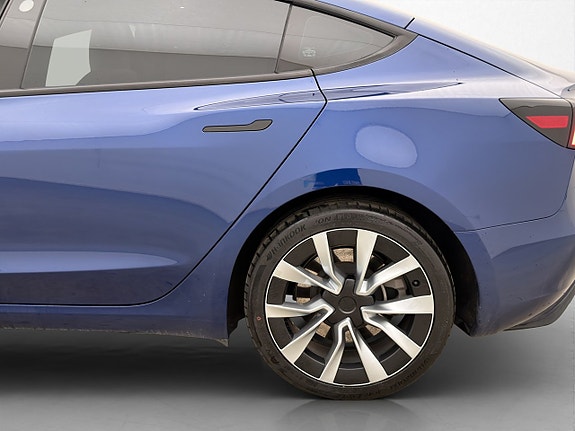 Tesla Model 3 30 of 30