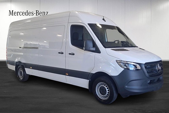 Mercedes-Benz Sprinter 317 2 of 9