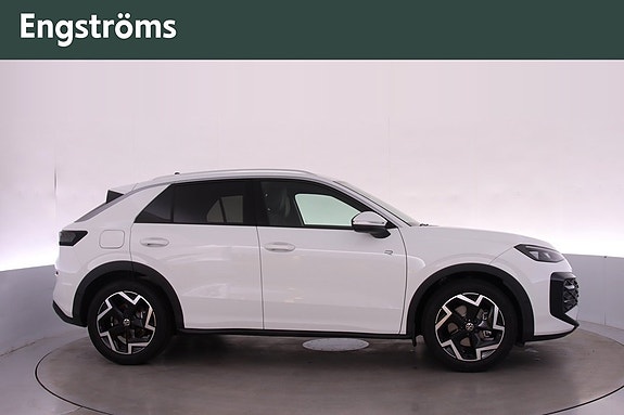 Volkswagen T-Roc 2 of 5