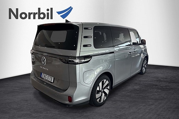 Volkswagen ID. Buzz 3 of 5
