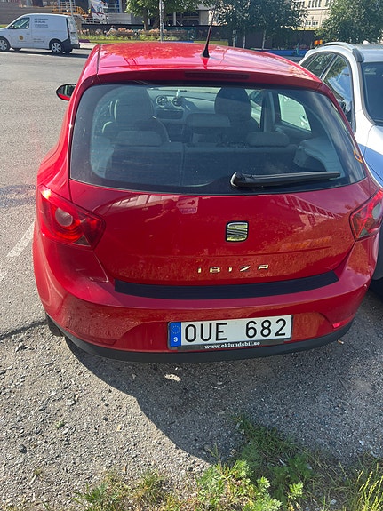 Seat Ibiza 2 of 6