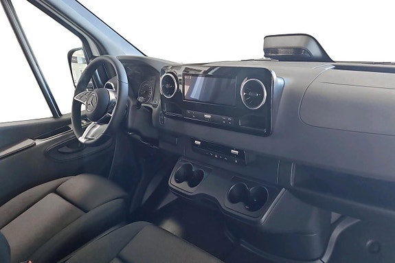 Mercedes-Benz Sprinter 317 8 of 9