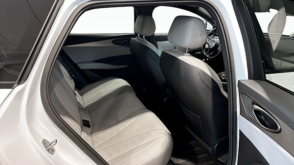 BYD Seal 6 5 of 5