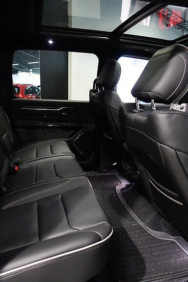 RAM 1500 9 of 16