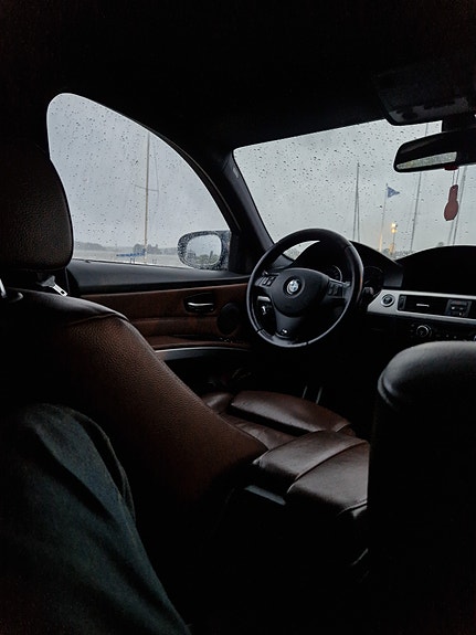 BMW 330d 5 of 5