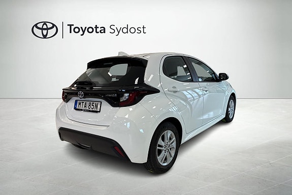 Toyota Yaris 17 of 18