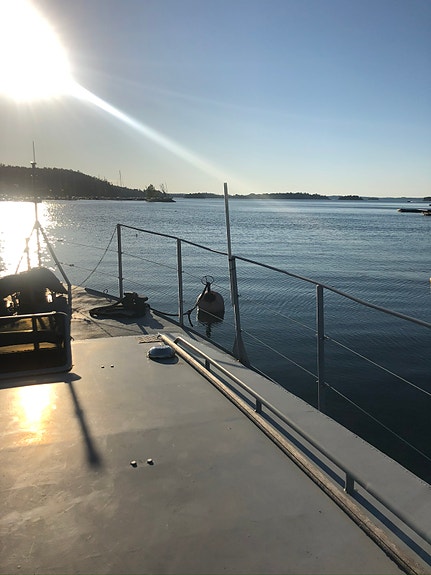Stålbåt bobåt flytande sommarställe 11 of 14
