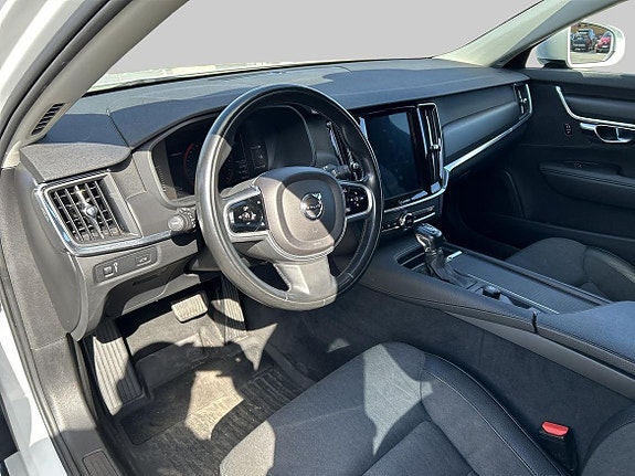 Volvo V90 13 of 18