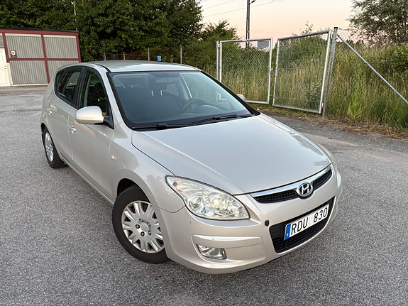 Hyundai i30 9 of 27