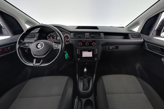 Volkswagen Caddy Maxi 12 of 23