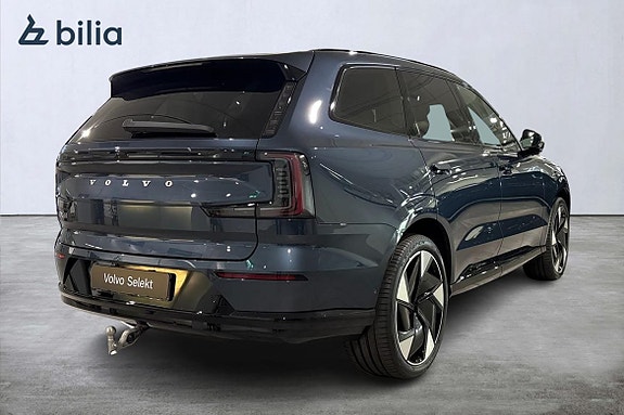 Volvo EX90 4 of 30