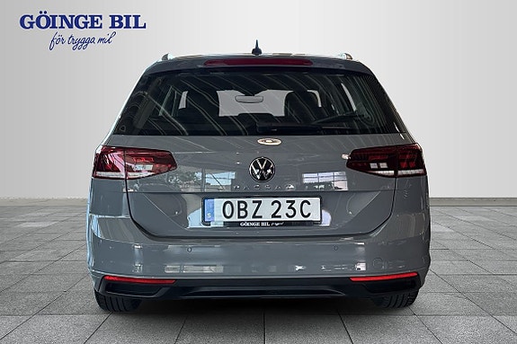 Volkswagen Passat 7 of 18