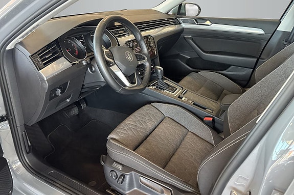 Volkswagen Passat 10 of 18