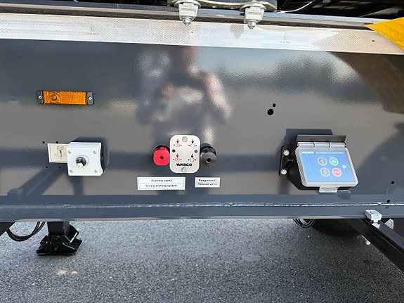 Hakarps - Langendorf 30 tons asfaltstrailer OMGÅENDE LEV 11 of 12