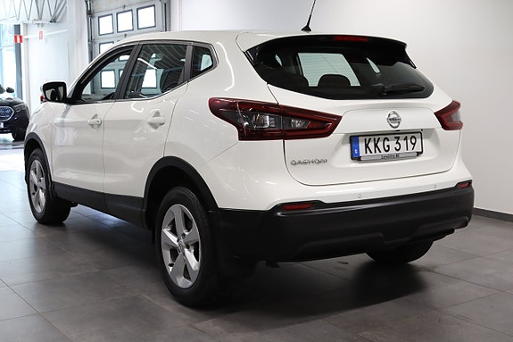 Nissan Qashqai 4 of 5