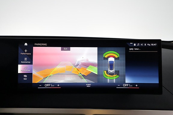 BMW iX 20 of 28