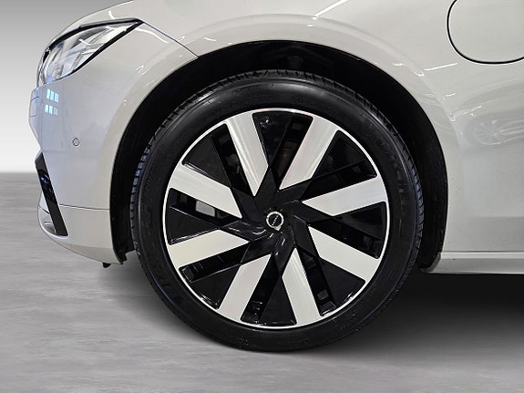 Volvo V90 16 of 16