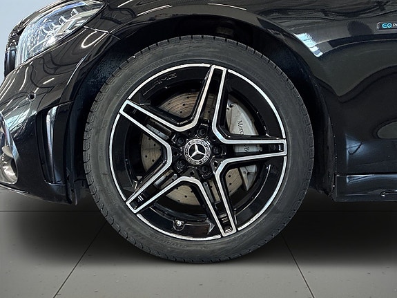Mercedes-Benz C300 14 of 19