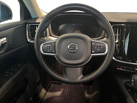 Volvo V60 10 of 14