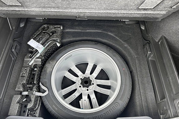 Volkswagen Passat 19 of 29