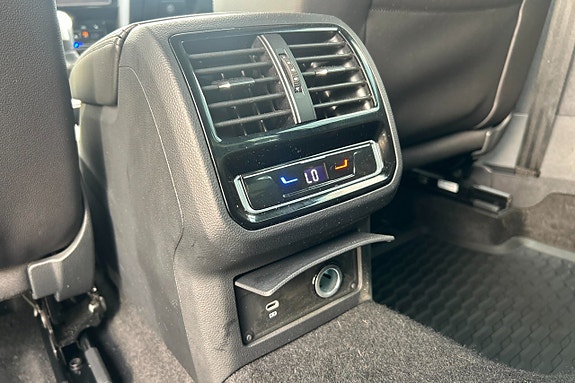 Volkswagen Passat 20 of 29
