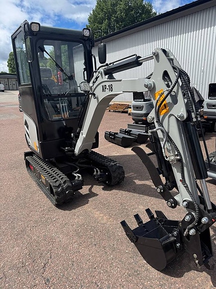 Minigrävare XP-18, Kubota D902, mycket ingår i priset. 10 of 12