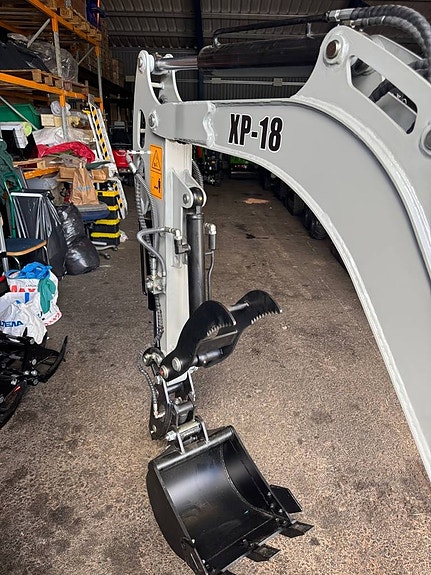 Minigrävare XP-18, Kubota D902, mycket ingår i priset. 3 of 12