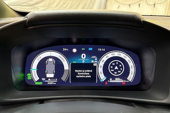 Toyota C-HR 16 of 21