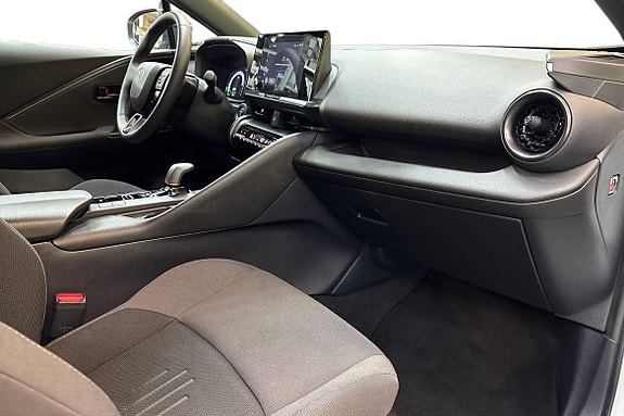 Toyota C-HR 7 of 21