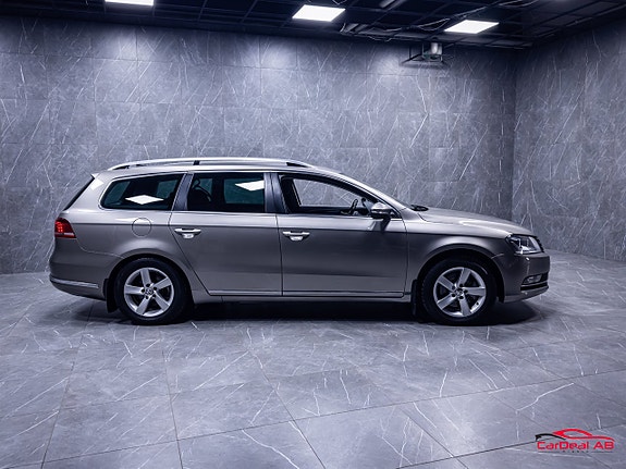 Volkswagen Passat 3 of 5