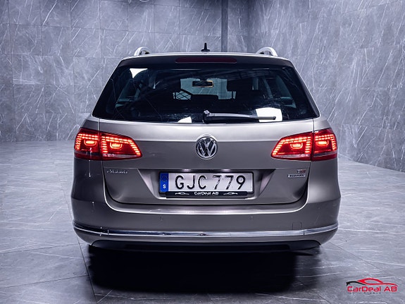 Volkswagen Passat 5 of 5