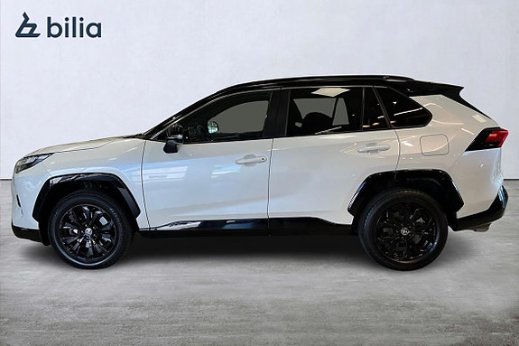 Toyota RAV4 3 of 5