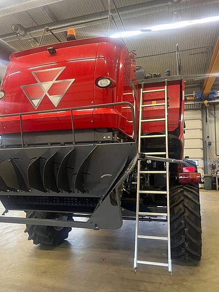 Massey Ferguson 7345 S Activa Tröska 18 fots Skärbord 5 of 5