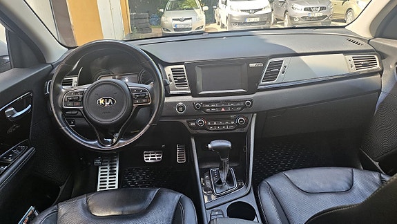 Kia Niro 8 of 12