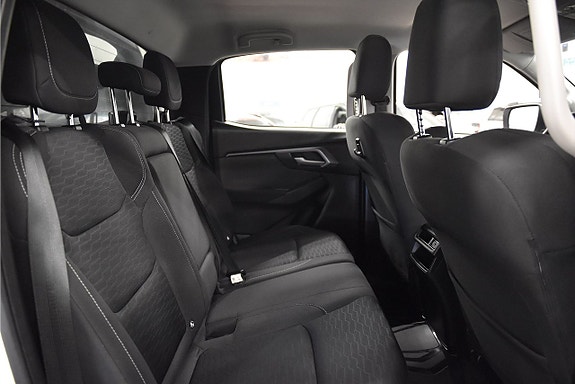 Isuzu D-max 13 of 17