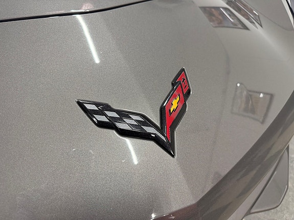 Chevrolet Corvette 5 of 5