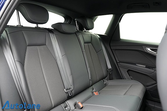 Audi Q4 e-tron 25 of 26