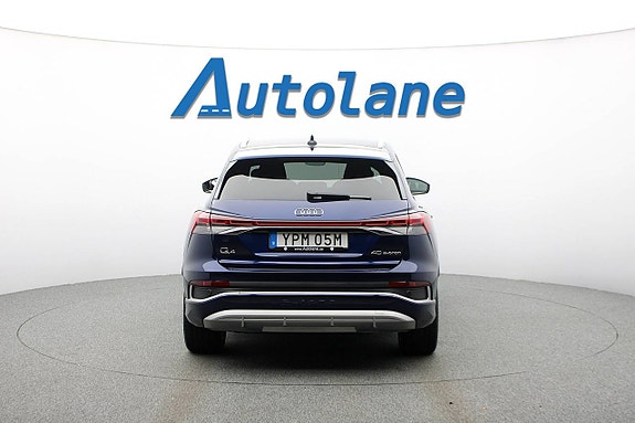 Audi Q4 e-tron 8 of 26