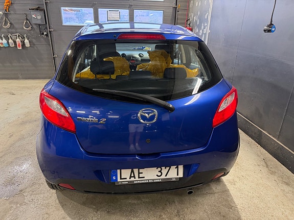 Mazda 2 5 of 5