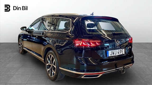 Volkswagen Passat 3 of 5