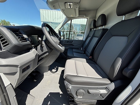 Volkswagen Crafter 9 of 11
